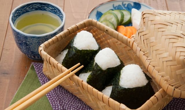Mastering Japanese Cuisine: Tips and Recipes for Beginners
